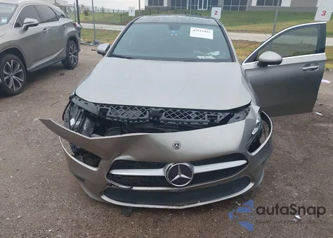 2019 Mercedes-Benz A 220 from USA, damaged, VIN WDD3G4EBXKW035306